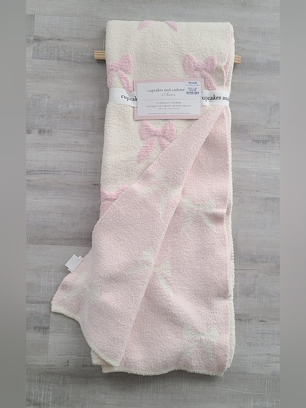 Cupcakes and Cashmere Pink Bow Throw Blanket - Picture 2 of 2